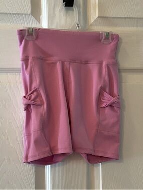 LA IMAGE Womens XS Lavender Yoga Shorts